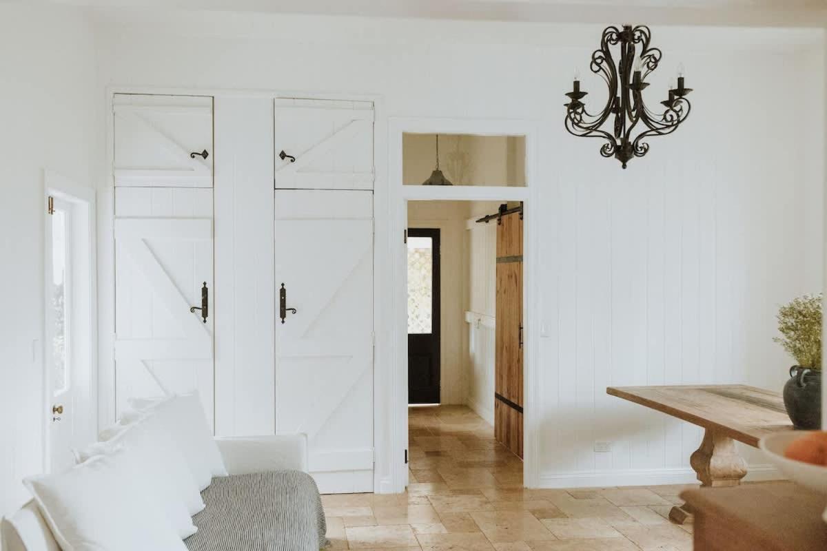 Luxe Hinterland Stay, Eastnor At Montville Estate Экстерьер фото